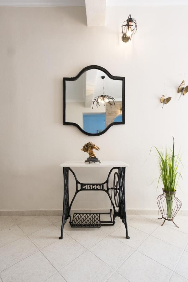 Home With Courtyard In Beating Heart Of Old Town! Chania  Exteriér fotografie