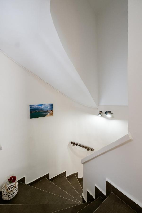 Home With Courtyard In Beating Heart Of Old Town! Chania  Exteriér fotografie
